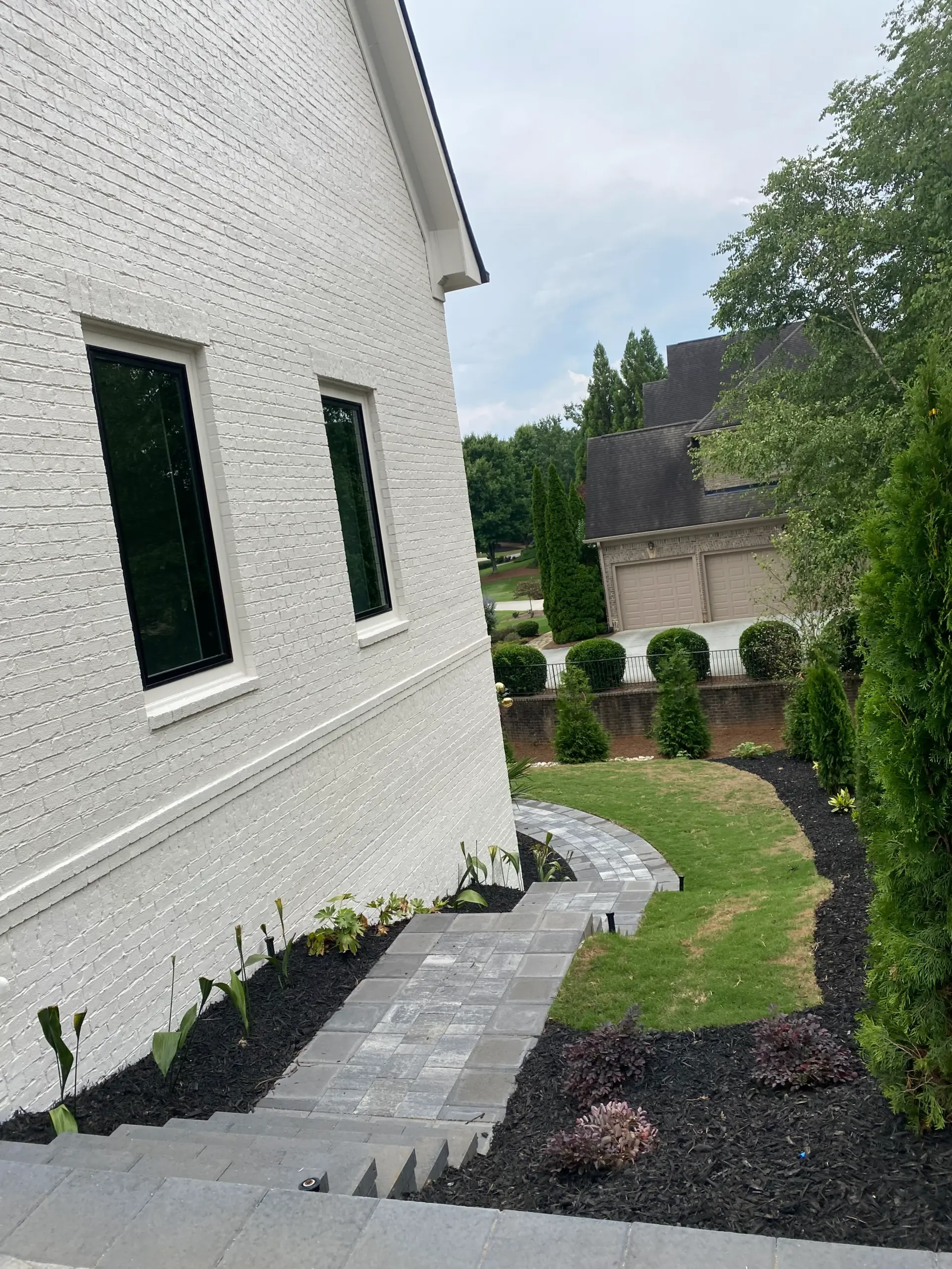 Curb Appeal and Landscaping: Transforming the Outdoor Canvas