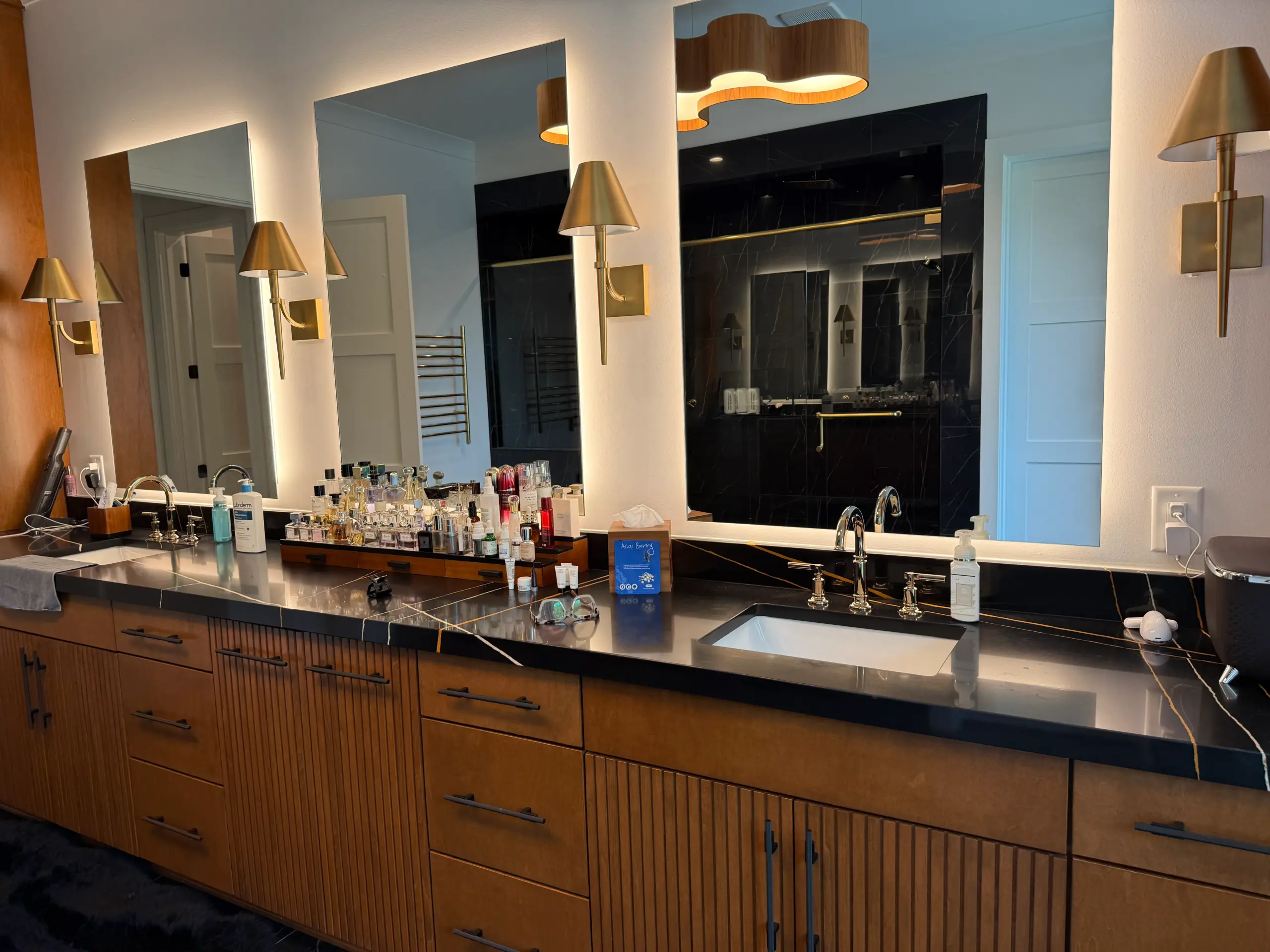 Luxury Master Bathroom Design — A Spa Retreat Built for Two