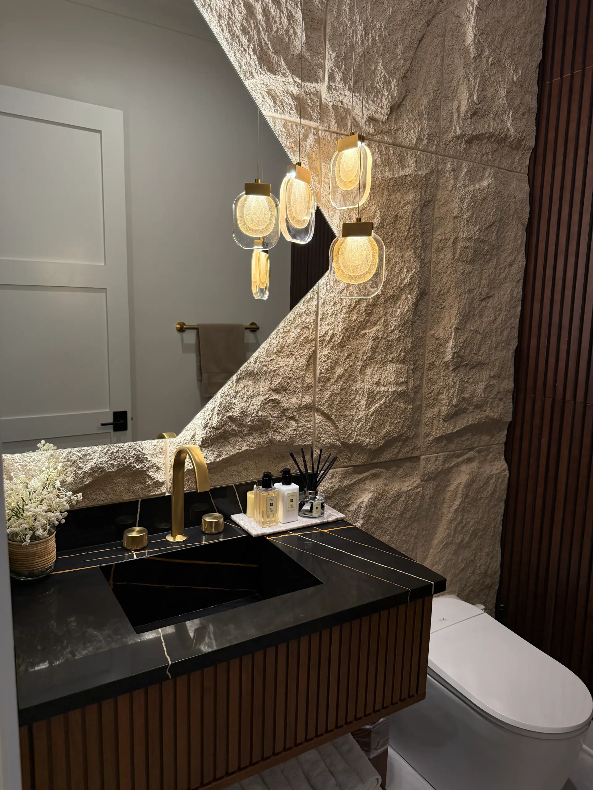 Statement Powder Rooms — Where Small Spaces Make Big Impressions